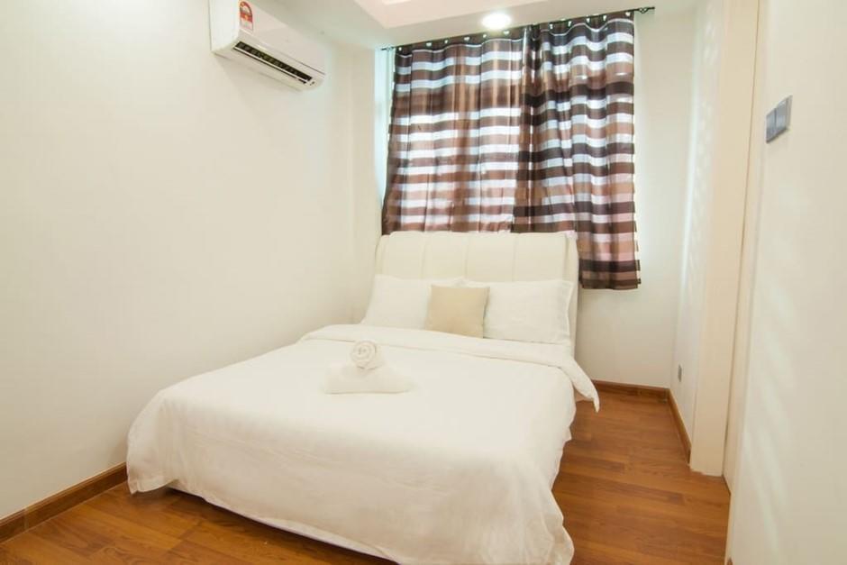 Sunset Seaview Vacation Condos @ Crystal Condo 코타키나발루 외부 사진